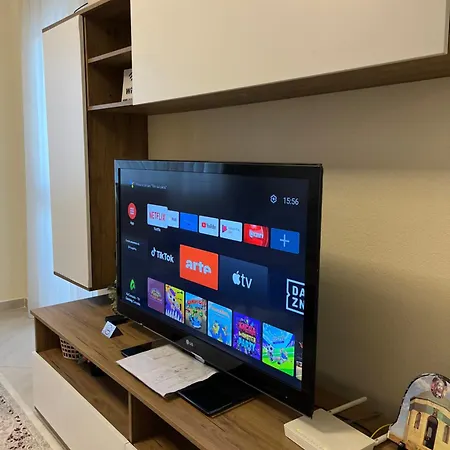 Luxury דירה *